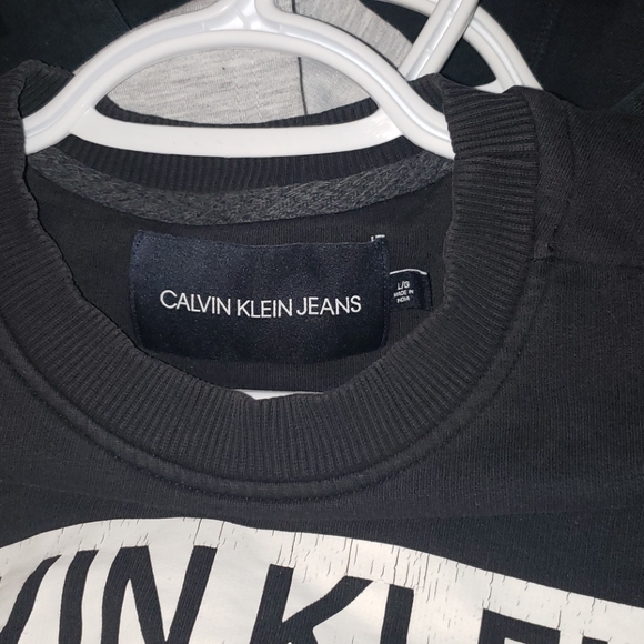 Calvin Klein crew neck sweatshirt - Picture 2 of 2